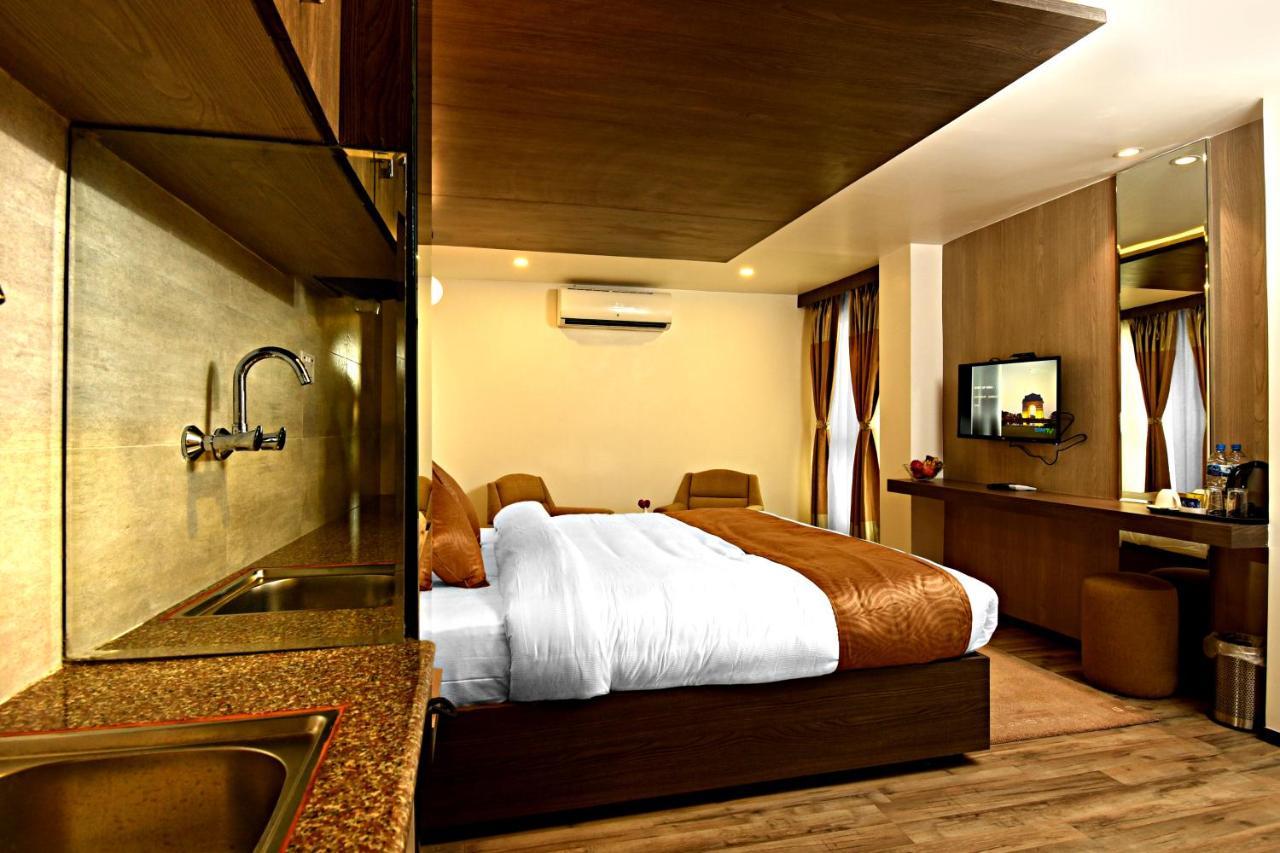 The Milestone Hotel Катманду Екстериор снимка